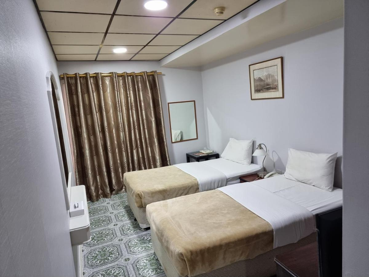 West Hotel Дубай Екстериор снимка